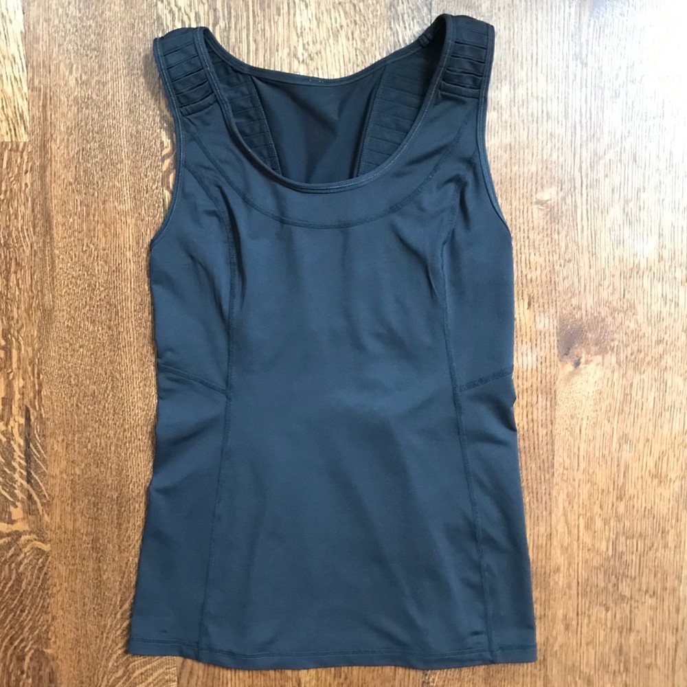 3/$67+ 10% off!: Lululemon Athletic Tank